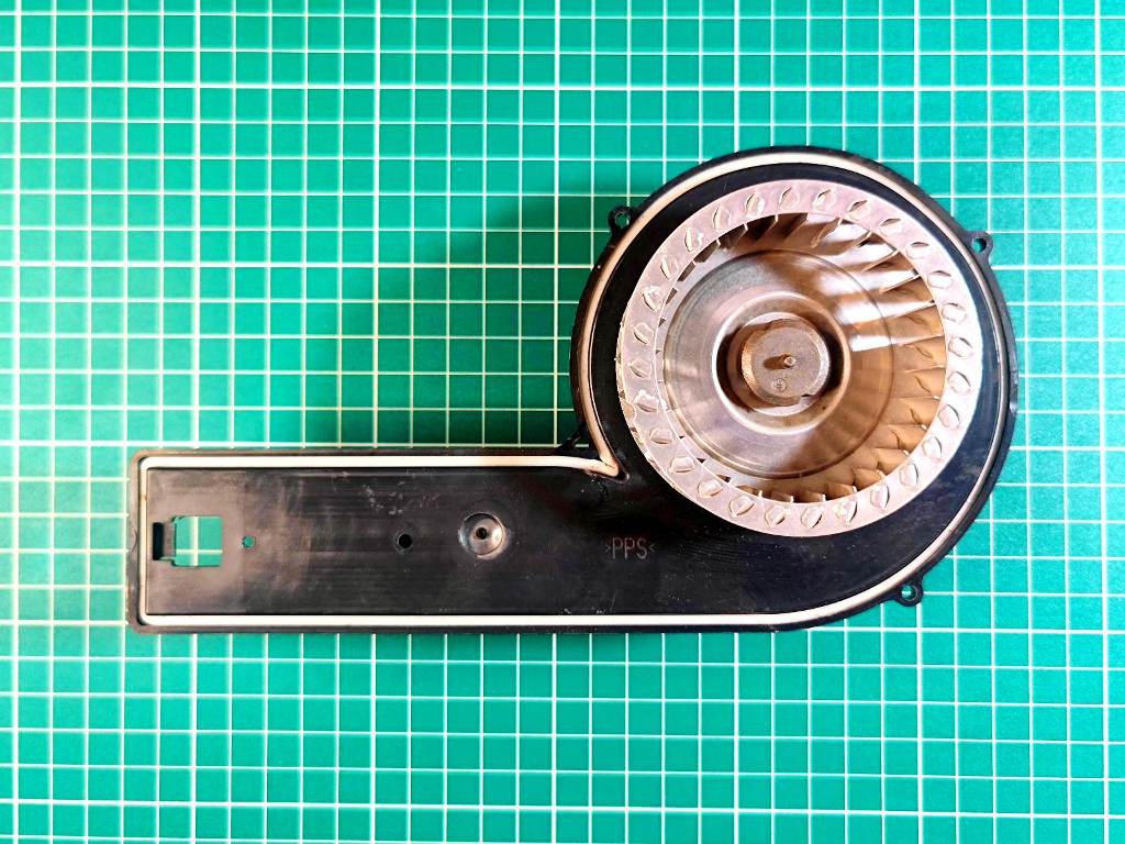 REPARACIÓN DE VENTILADORTURBINA TRUMA RLS760027-2.jpg