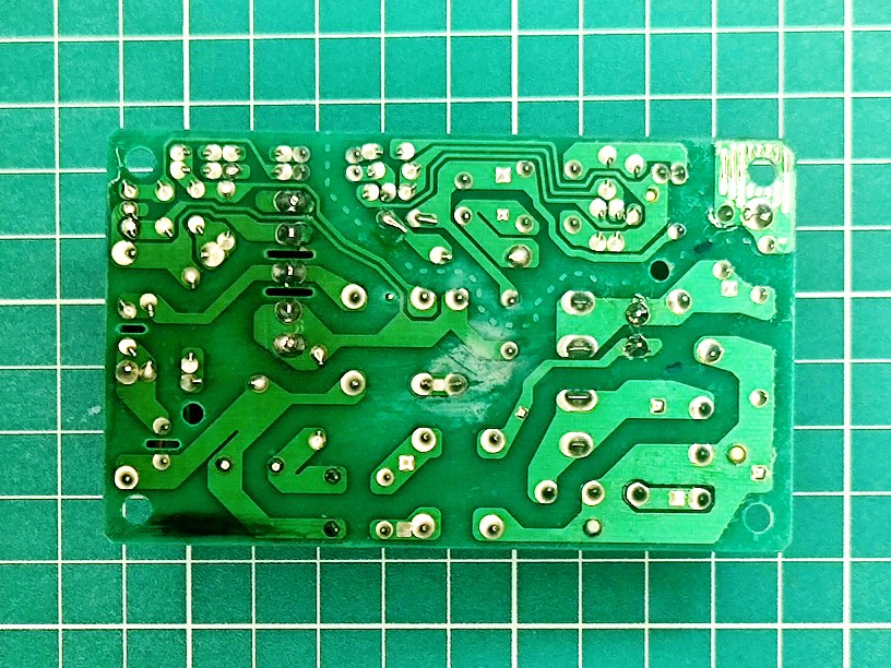 REPARACIÓN DE FUENTE MITSUBISHI U09PA-SE200329